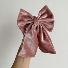 Baby pink velvet bow (S)