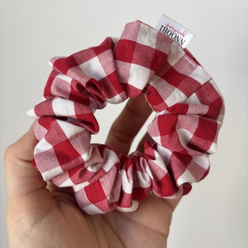 Red checkered scrunchie 