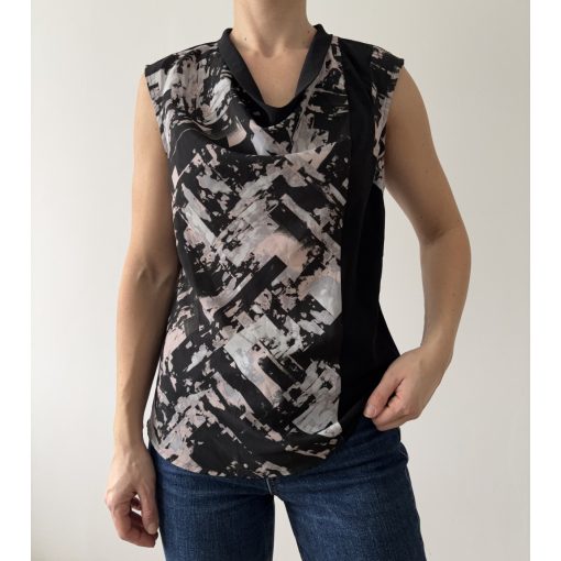 Calvin Klein mintás felső