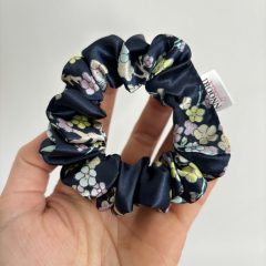 Dark blue floral scrunchie (S)