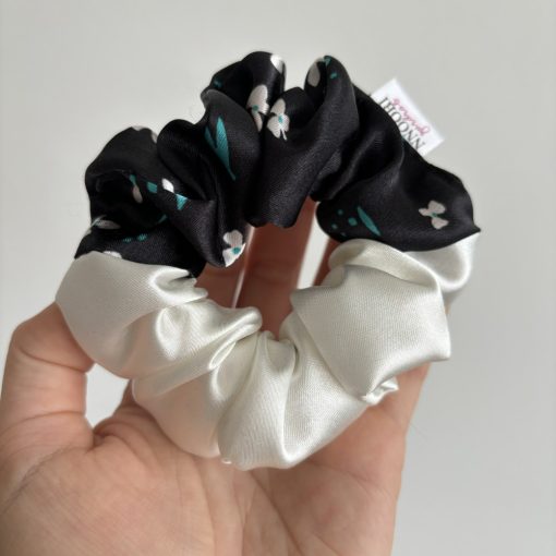 White - Black floral scrunchie