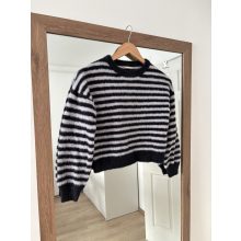 Only csíkos pulóver