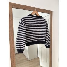 Only csíkos pulóver