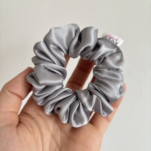 Grey scrunchie (S)