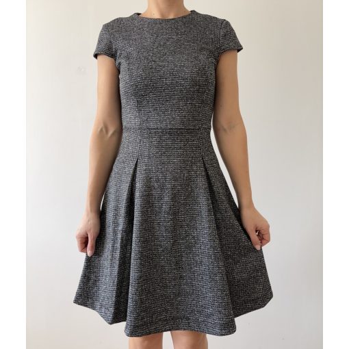 H&M szürke mintás ruha