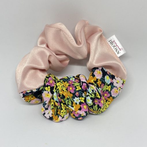 Baby pink - colorful floral scrunchie