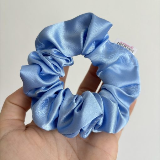 02 Blue butterfly scrunchie