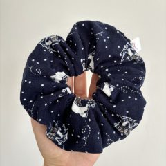 Christmas animal scrunchie (L)