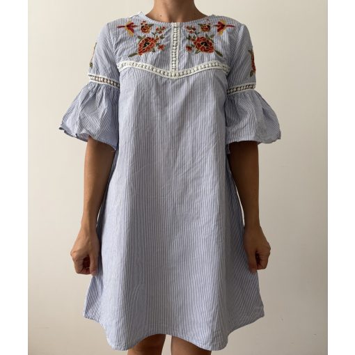 Primark hímzett ruha
