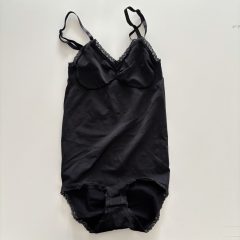 H&M alakformáló body