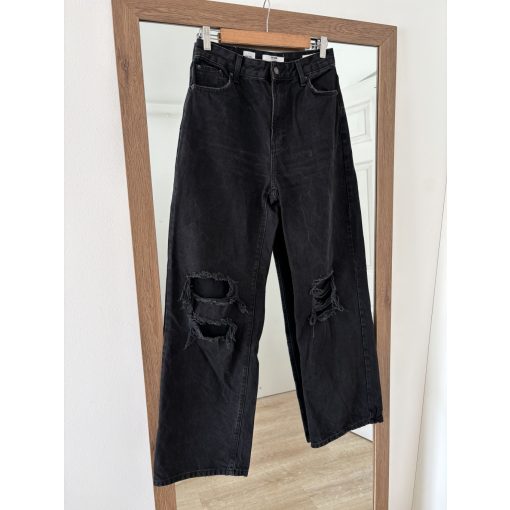 Bershka szaggatott farmernadrág