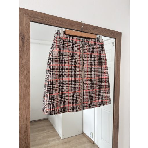 Barna mintás szoknya