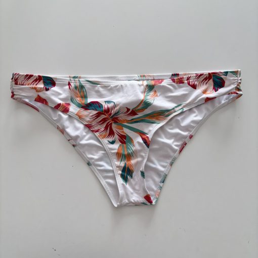 Virágos bikini alsó