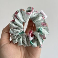 Green floral scrunchie (S)