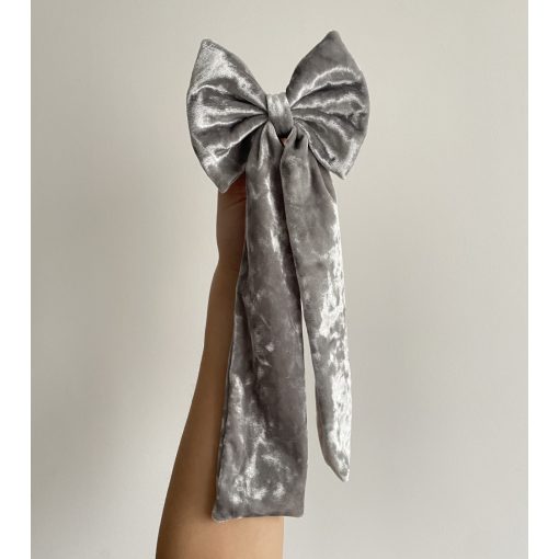 Silver velvet bow (L)