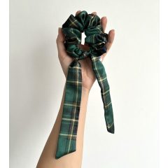 Green checkered scrunchie (Bunny-L)