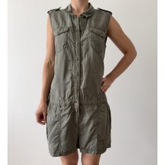 Only khaki overál