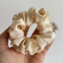 Buttermilk scrunchie