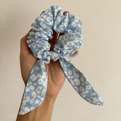 Blue leopard scrunchie (Bunny)