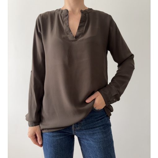 Amisu khaki ing