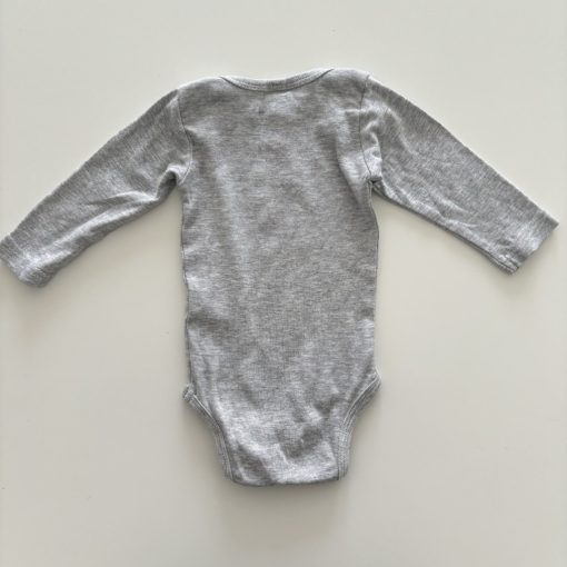 Szürke mintás body