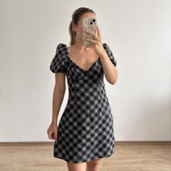 H&M kockás ruha