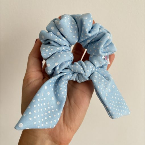 Baby blue dot scrunchie (Bunny)