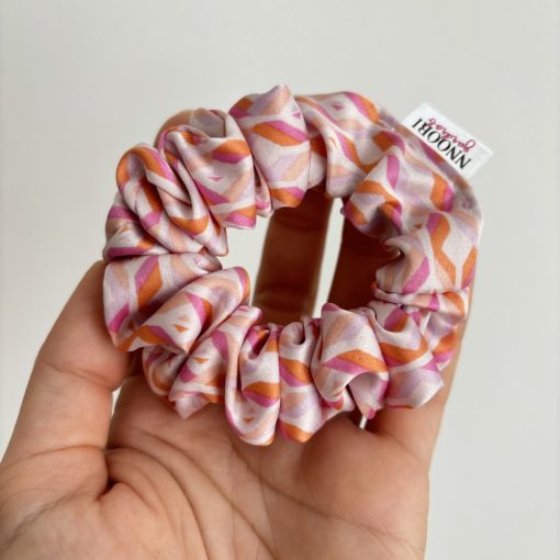 Spring patterned scrunchie (S)