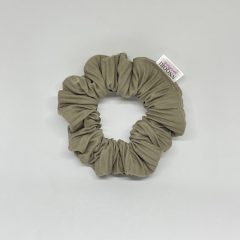 Taupe pleated scrunchie (S)