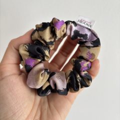 Lilac panther scrunchie (S)