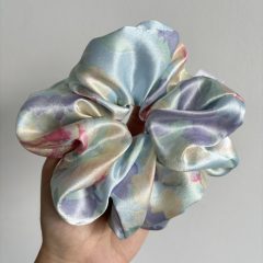 Pastel floral scrunchie (L)