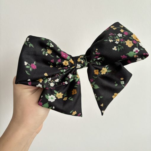 Black tiny floral bow (S)