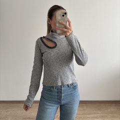 Szürke köves felső