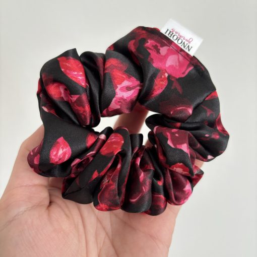 Black&Red floral scrunchie