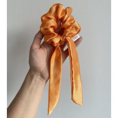 Orange scrunchie (Bunny-L)