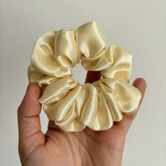 Light yellow scrunchie 