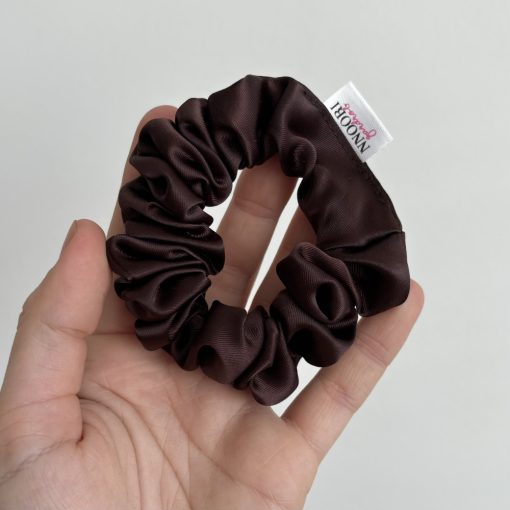 Chocolate brown scrunchie (S)