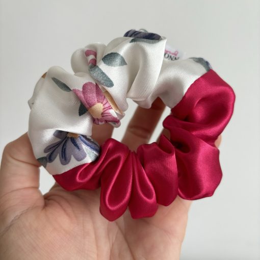 Hot pink - White floral scrunchie 