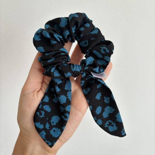Black-blue patterned scrunchie (Bunny)