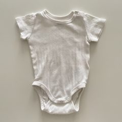 H&M fehér mintás body