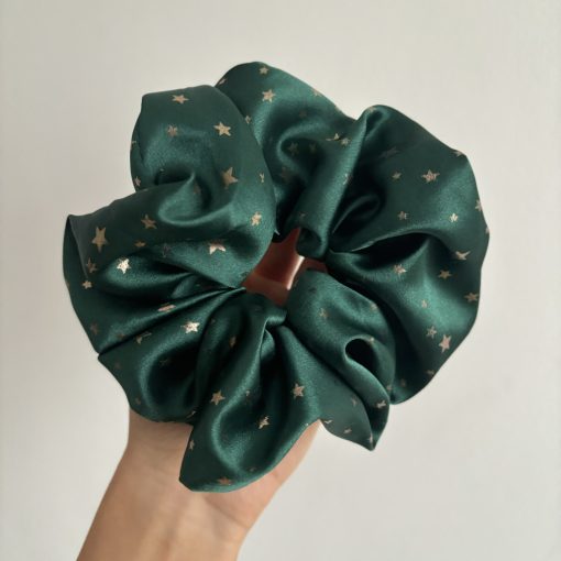 Green star scrunchie (L)