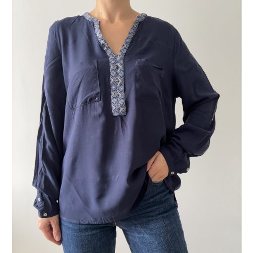 Esmara sötétkék felső