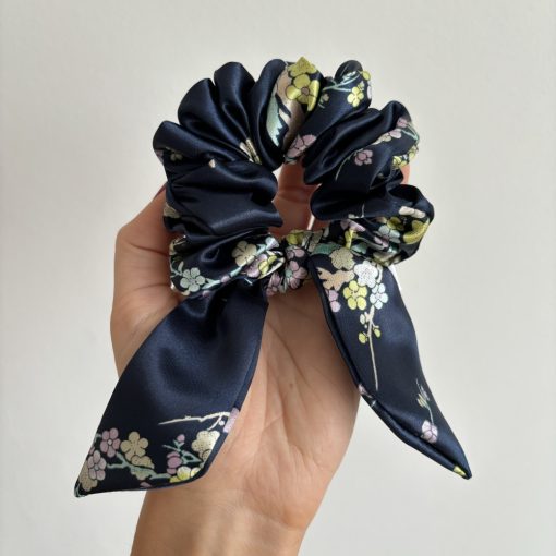 Dark blue floral scrunchie (Bunny)