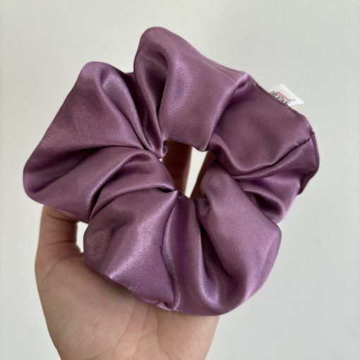 Violet scrunchie (L)