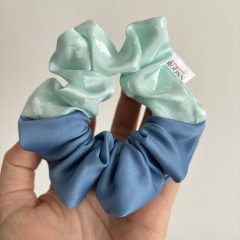 Blue matt - Turquoise patterned scrunchie
