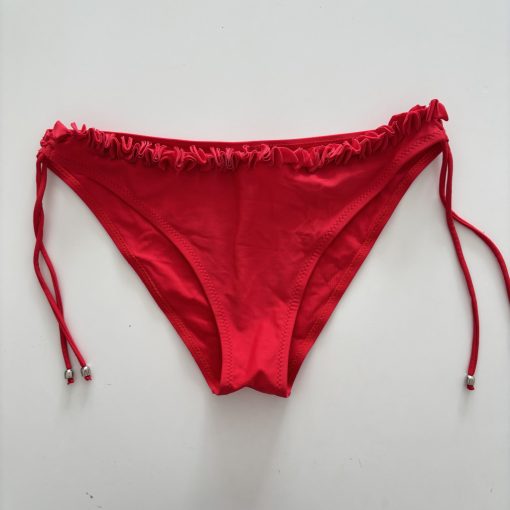 Piros bikini alsó