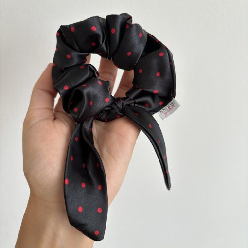 Black - Red dot scrunchie (Bunny)