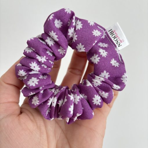 Lilac floral scrunchie (S)