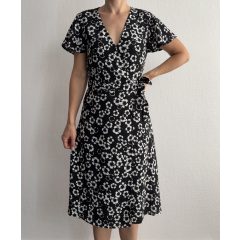 H&M fekete virágos ruha