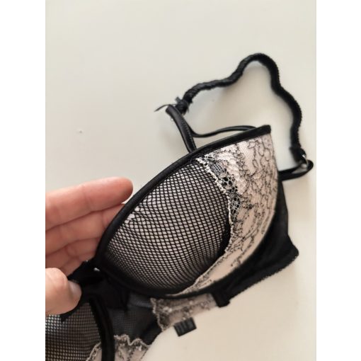 Secret Possessions csipkés melltartó